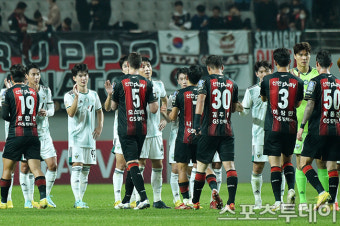 [ST포토] FA컵 결승 1차전 서울-전북 2-2 무승부