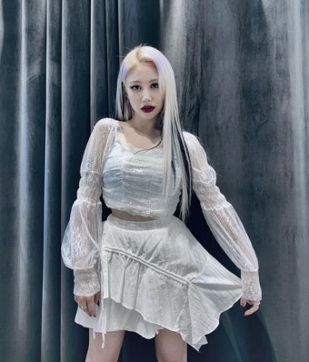 제이미(박지민), 워너뮤직코리아와 전속계약 종료…