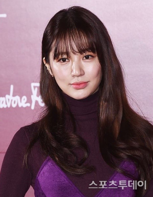 베이비복스, 14년 만에 완전체 무대 선보여 팬들 감동 (KBS 가요대축제)