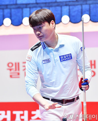 [ST포토] 강민구, '제발 맞아라'