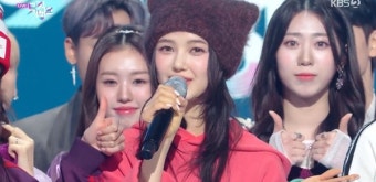 뉴진스 'OMG', '뮤직뱅크' 1위→'Ditto'도 2위…