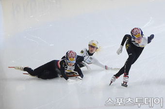 최민정, 세계선수권 1500m 결승 진출…김길리·김건희는 파이널B로