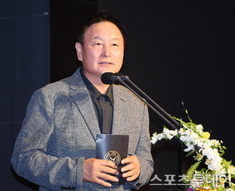[ST포토] 홍명보 추천하는 허정무 대전하나시티즌 이사장