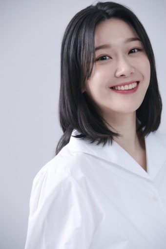 신예 장윤정, 이뉴어 엔터테인먼트와 전속계약…고준희·서효림과 한솥밥 [공식]