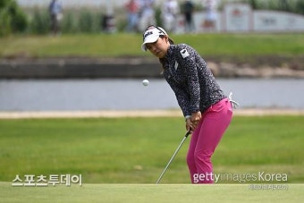 신지은, LPGA 투어 숍라이트 클래식 1R 공동 2위