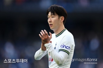 손흥민의 이적 가능성과 시장 가치 논란에 대한 토트넘의 결정은?