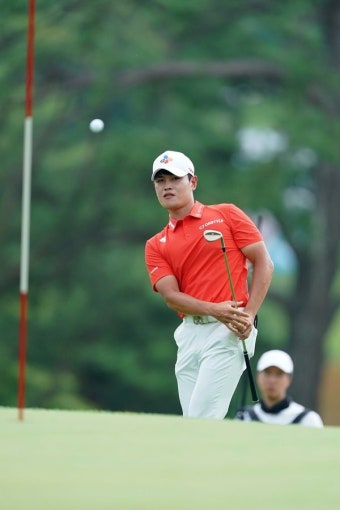 한승수, 한국오픈 이틀 연속 선두…이재경 3타 차 2위