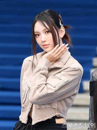 [ST포토] 뉴진스 혜인 '깜찍하게'