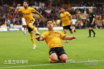 '더 코리안 가이' 황희찬, 맨시티전 리그 4호골 작렬…2-1 리드중