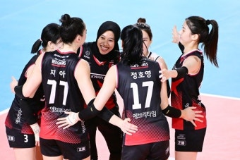 '메가 22점' 정관장, 현대건설에 3-0 완승