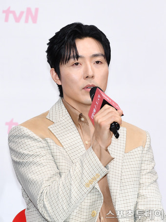 [ST포토] 이무생 '마에스트라' 기대해 주세요