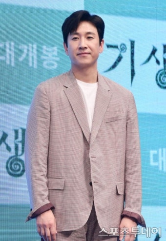 SAG, '기생충' 故 이선균 추모 영상 