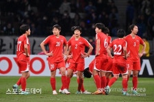 북한 여자축구, 1-2로 일본에 패…12년 만에 올림픽 본선 복귀 좌절