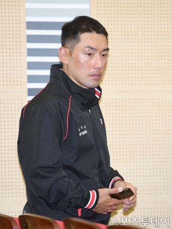 [ST포토] 이범호 감독 취임식에 참석한 서건창