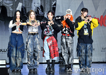 [ST포토] 새 앨범 '엑스엑스엘'로 컴백한 그룹 영파씨