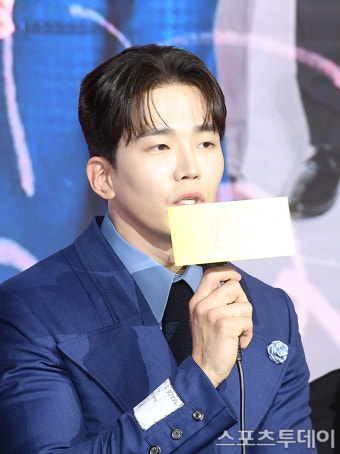 [ST포토] 고윤, '미녀와 순정남' 기대하세요