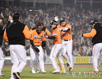 한화 이글스, KIA에 노시환 연장 결승포…연이어 5연승!