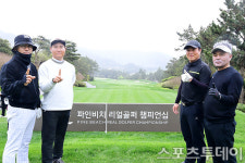 [ST포토] 파인비치 리얼 골퍼 챔피언십 1등은 나야나~