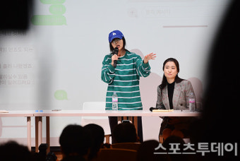 [ST포토] 민희진 대표, 울분 토하는 기자회견