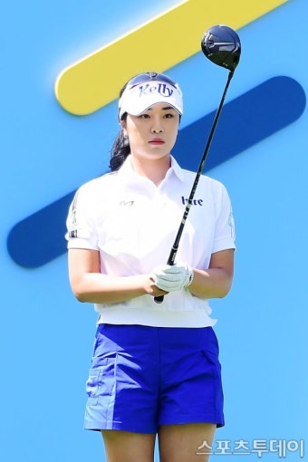 '와이어 투 와이어' 이예원, 윤이나 추격 뿌리치고 시즌 2승