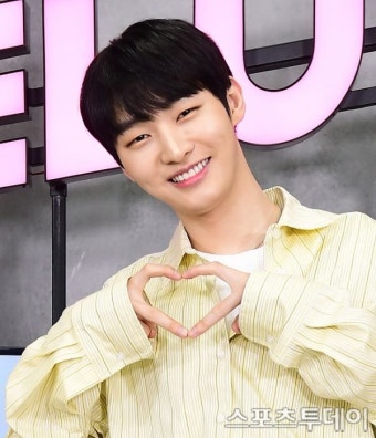 워너원 출신 윤지성, DG 엔터와 전속계약 종료 