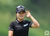 고지우, 하이원리조트 여자오픈 3R 선두 도약…전예성 1타 차 2위