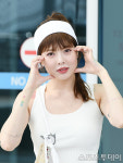용준형과 결혼 현아, 북미 콘서트 취소…현지 사정