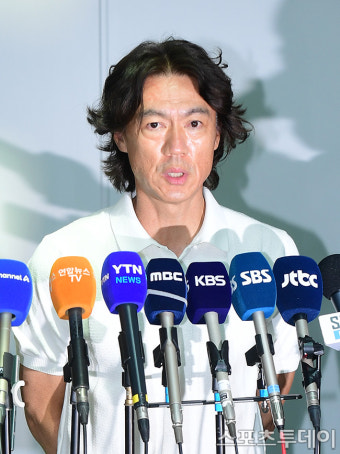 홍명보 감독, 런던서 손흥민과 1시간 독대…다음은 김민재와 이재성