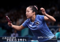 신유빈, 日 하야타와 銅 결정전…안세영, 야마구치와 미리 보는 결승전 [오늘의 올림픽]