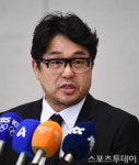[ST포토] 인터뷰하는 정창훈 회장