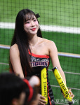 [ST포토] KIA 치어리더 김한나, 미모에 빠져