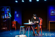 [ST포토] 더욱 탄탄해진 스토리로 돌아온 연극 THE CELL