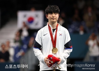 패럴림픽 탁구 김기태, 남자 단식 정상…한국 5번째 금메달