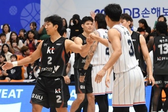 '형제대결' 허훈의 KT, 허웅 버틴 KCC에 84-74 승리…DB, SK에 107-81 완승
