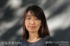 한강 작가, 한국인 최초 노벨 문학상 수상