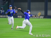 [ST포토] 류지혁, 나이스 수비