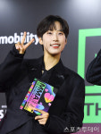 [ST포토] 제제, MMA 레드카펫 진행