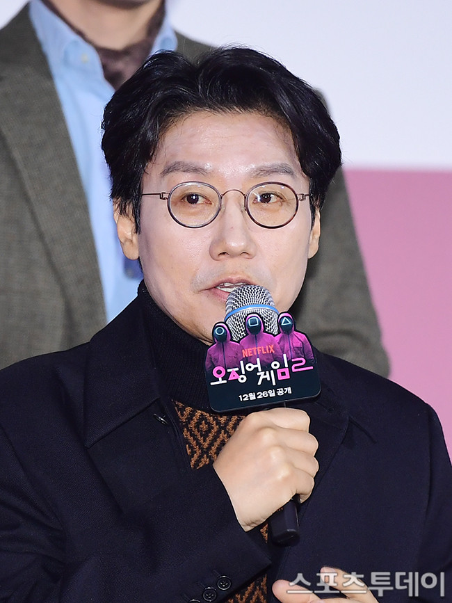 넷플릭스 오징어 게임 시즌3, 황동혁 감독 셋 소개하며 해피엔딩 만들어 홀가분