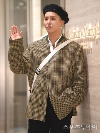 송민호, 부실 복무 논란 여전한데…오늘(23일) 소집해제