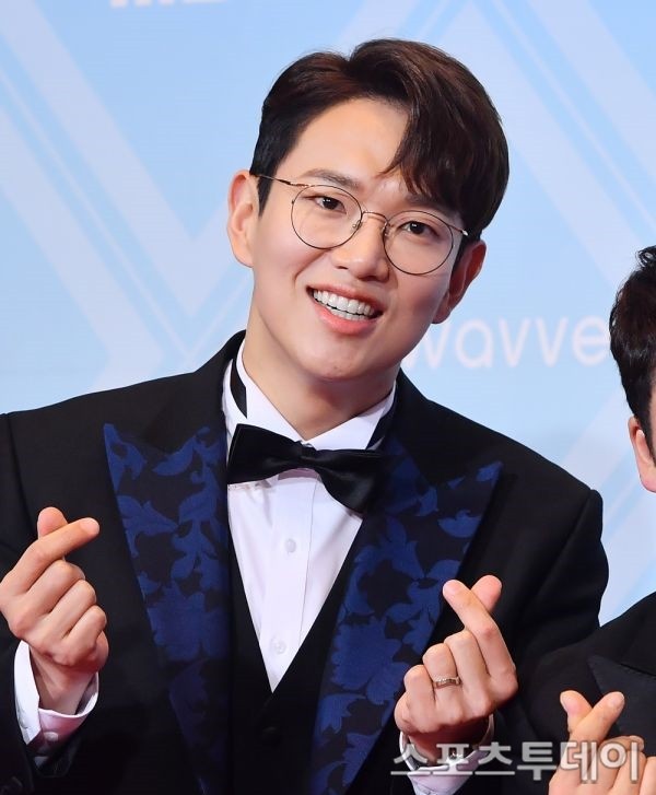 조권, 제주항공 참사 피해 가족위해 1천만원 기부, 따뜻한 마음 전해져