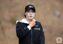 '7연속 버디' 김민솔, KLPGA 국내 개막전 1R 선두…황유민 공동 2위(종합)