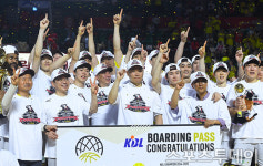 [ST포토] LG 세이커스, 드디어 우승 해냈다