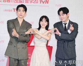 [ST포토] 박진영-박보영-류경수, '미지의 서울' 기대하세요
