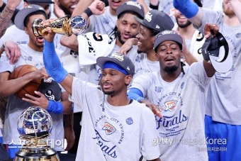 오클라호마시티, 13년 만에 NBA 파이널 진출…길저스-알렉산더 MVP