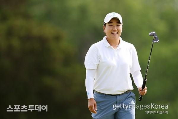 이일희, 12년 만에 LPGA 숍라이트 클래식 공동 선두 발인!