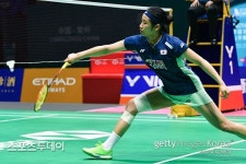 안세영, 35분 만에 2-0 완승…세계선수권 8강 안착