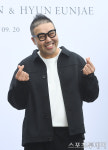 [ST포토] 김지호, 싱글벙글 포즈