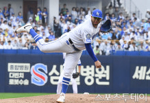 [ST포토] 후라도, 중요한 1승!