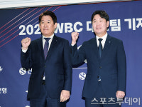 [ST포토] 조계현 위원장-류지현 감독, WBC 최종명단 발표