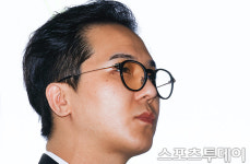 [ST포토] 위너 송민호, 사회복무요원 무단 결근 혐의로 재판